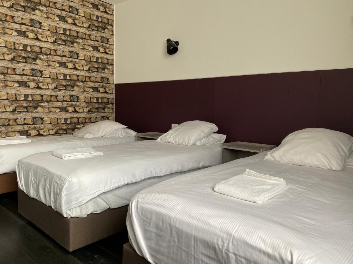 Hotel O