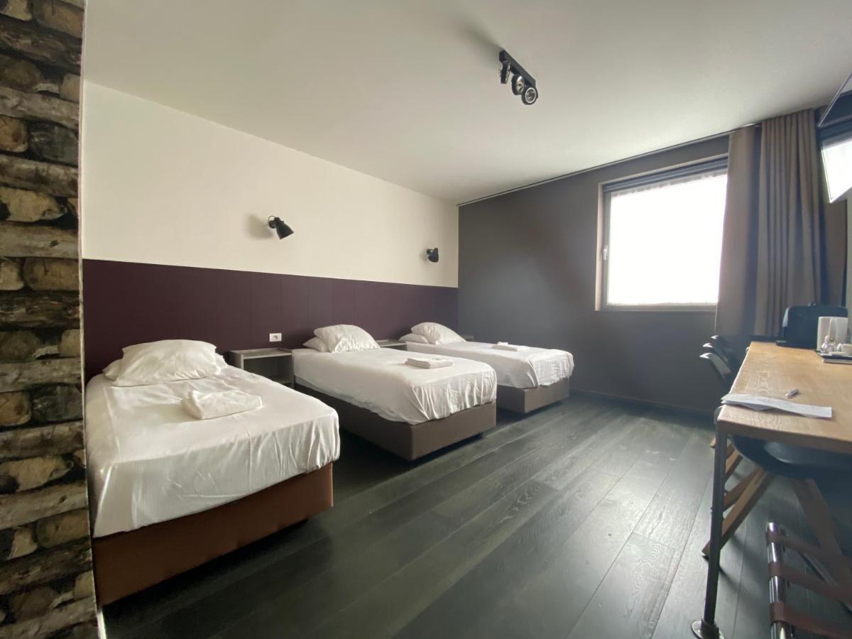 Hotel O 3*